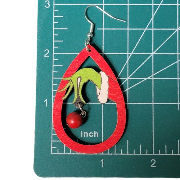 Grinch Earrings Christmas Wooden Teardrop Bead Dangle Pierced Hook Holiday Gift‎ - Picture 4 of 4